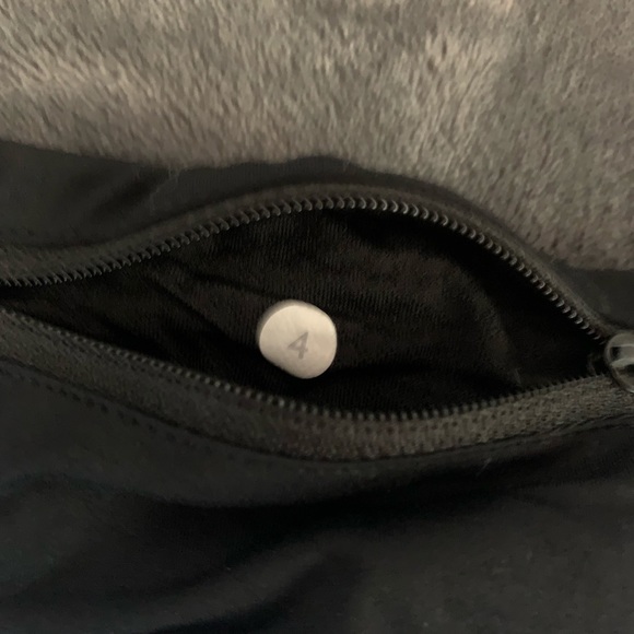 Lululemon Run: Speed Short Size 4 - Picture 4 of 6